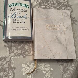 Wedding Planner and Mother of the Bride Book Set